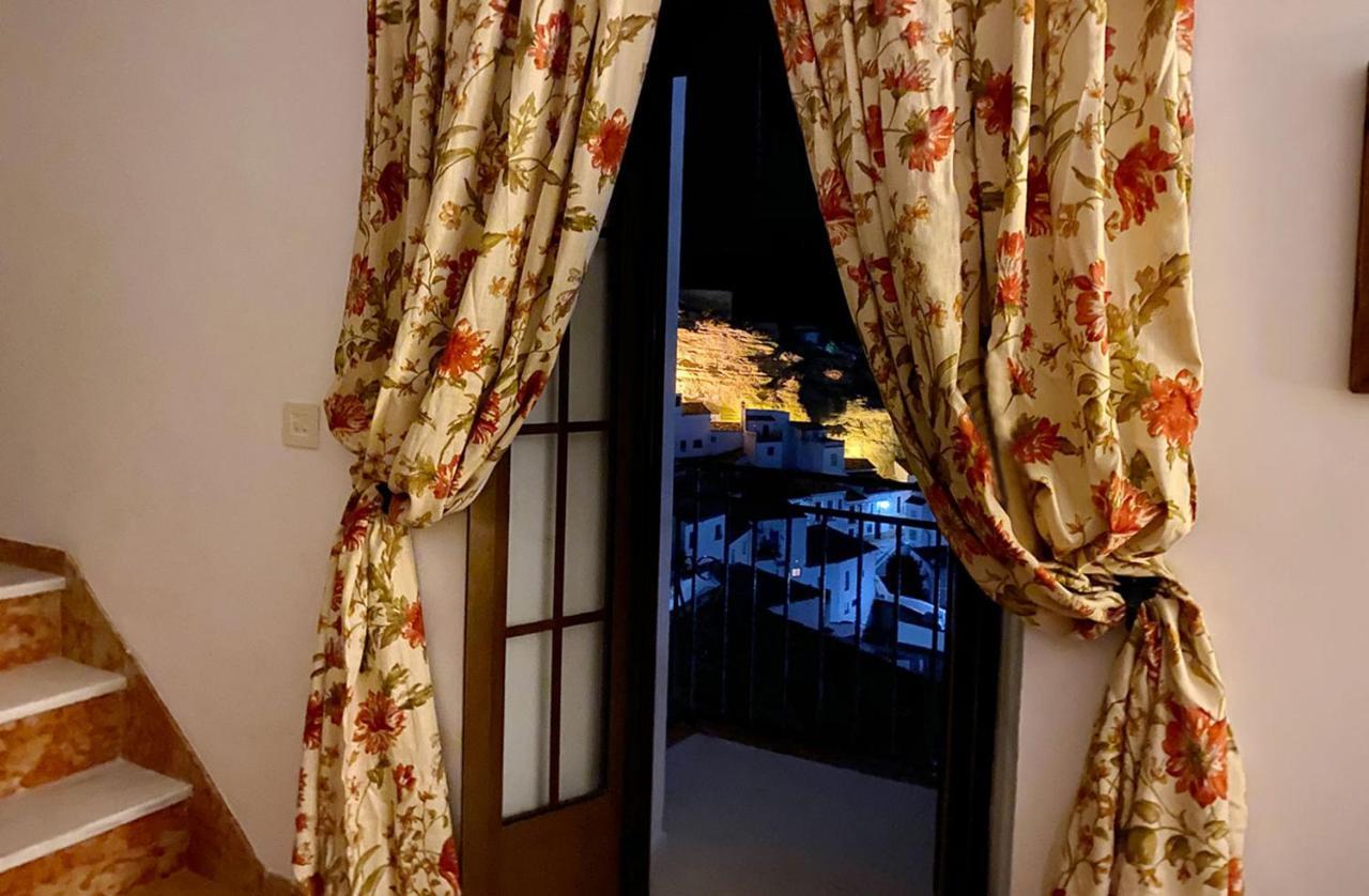 Villa La Casa De La Lela à Setenil De Las Bodegas Extérieur photo
